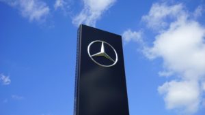 Daimler gehört zu den 30 besten Firmen